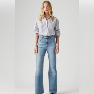 Levi's Ribcage Bell (color-Maximum Story)